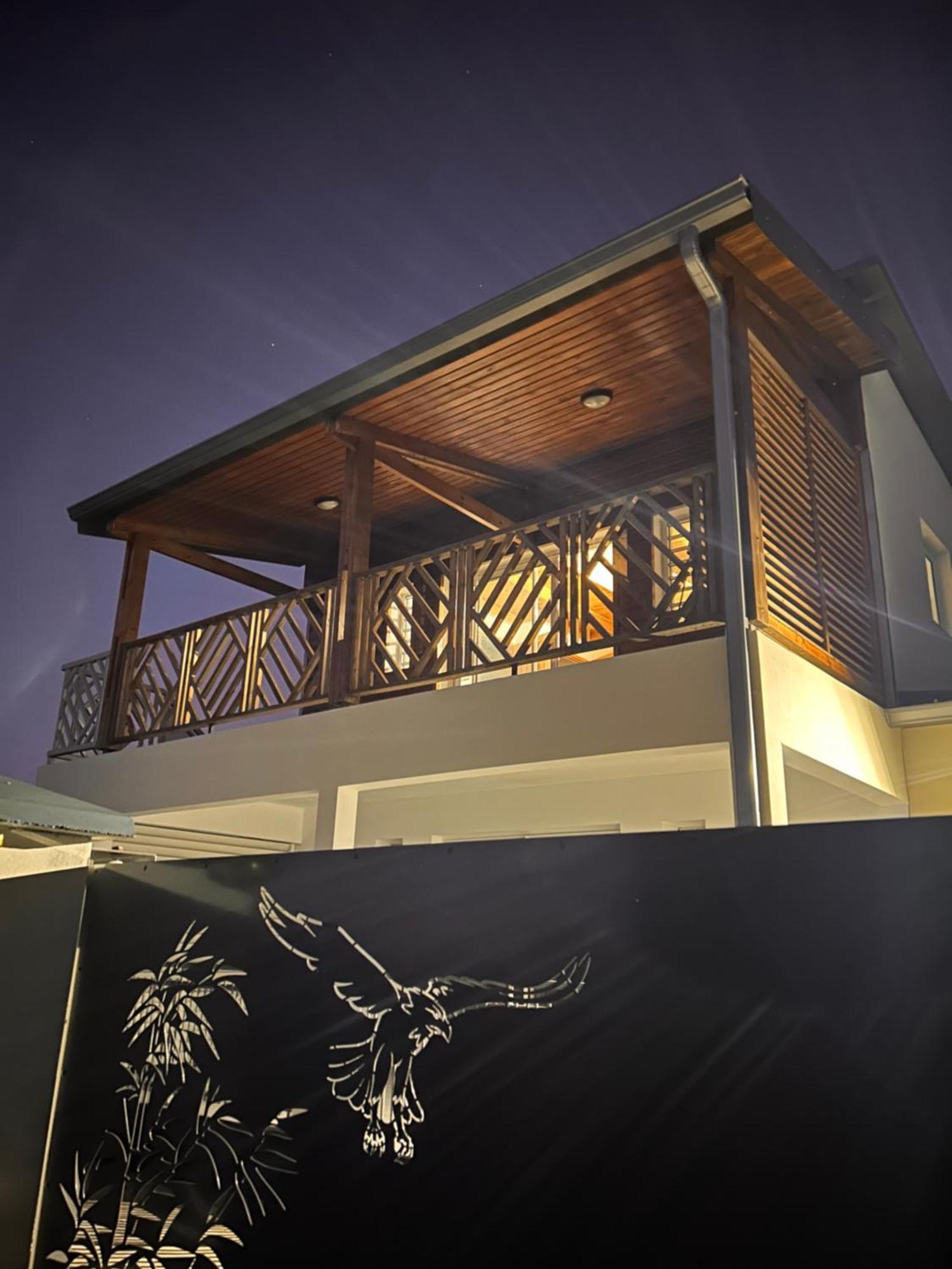 Logement Emeraude Sainte-Rose Exterior foto
